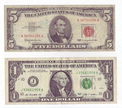 JFK 'United States Note' and private corporation issued 'Federal Reserve Note'. Image is from the collection of Andy Chalkley